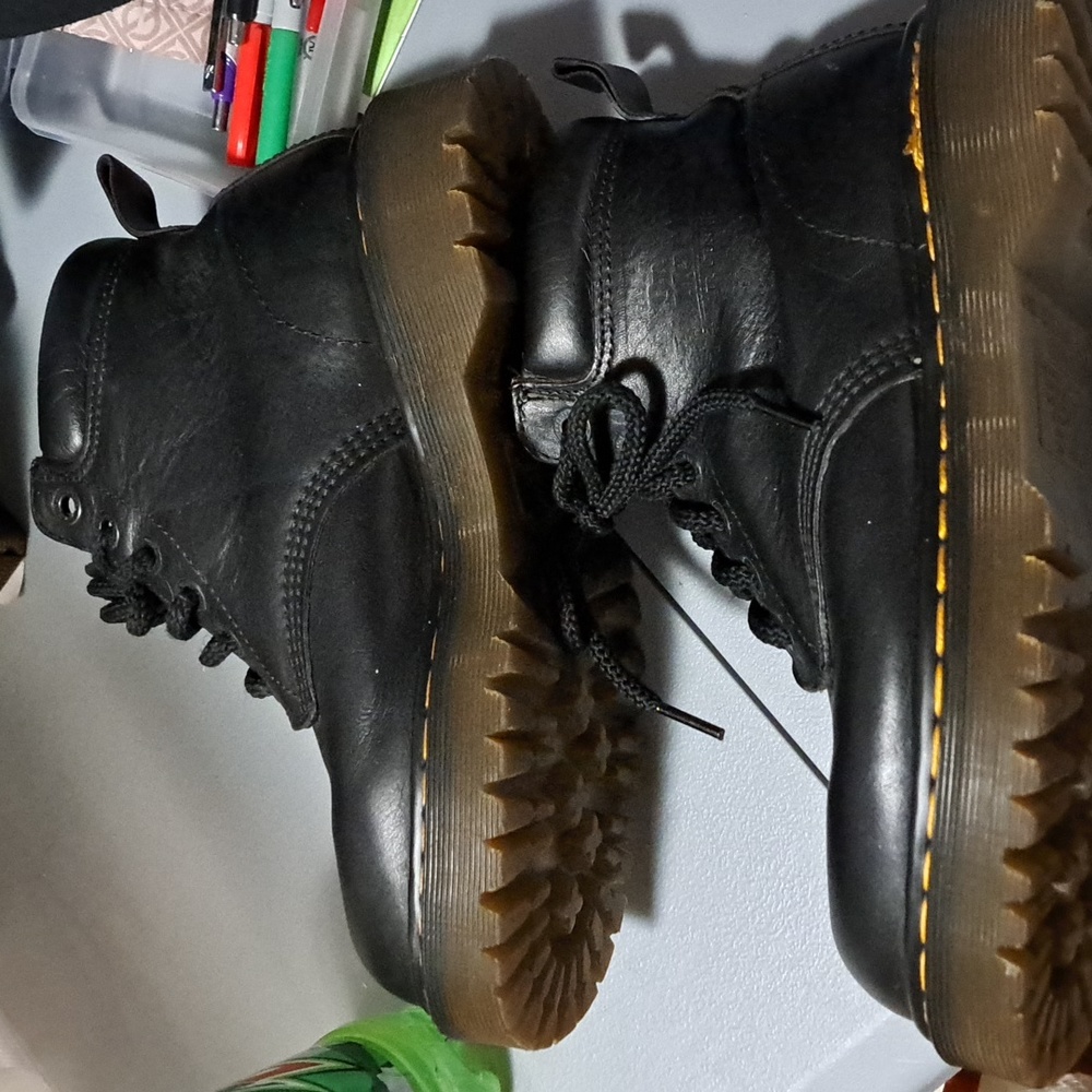 Doc Martins 6( 11" from toe to heal) I bought for size 6.5 to big. - Picture 3 of 8